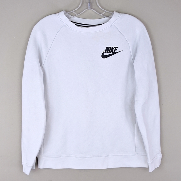 nike white sweatshirt